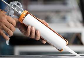 Герметики, монтажные пены, жидкие гвозди